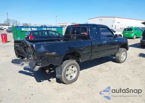 1999 Toyota Tacoma z USA, uszkodzony, nr VIN 4TAWN72N9XZ440491